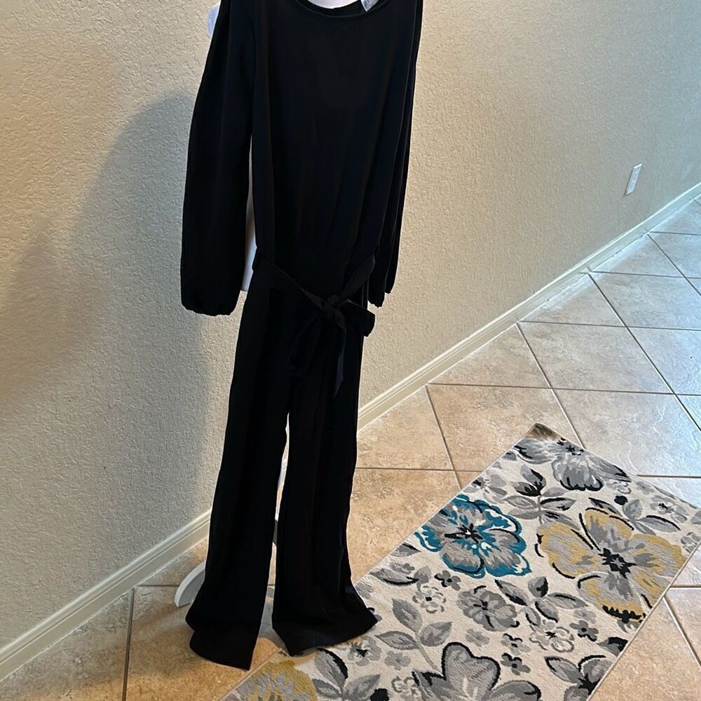 Nikki Lund Size L Long Sleeve Belted Jumpsuit Solid Black Relaxed Fit Minimalist